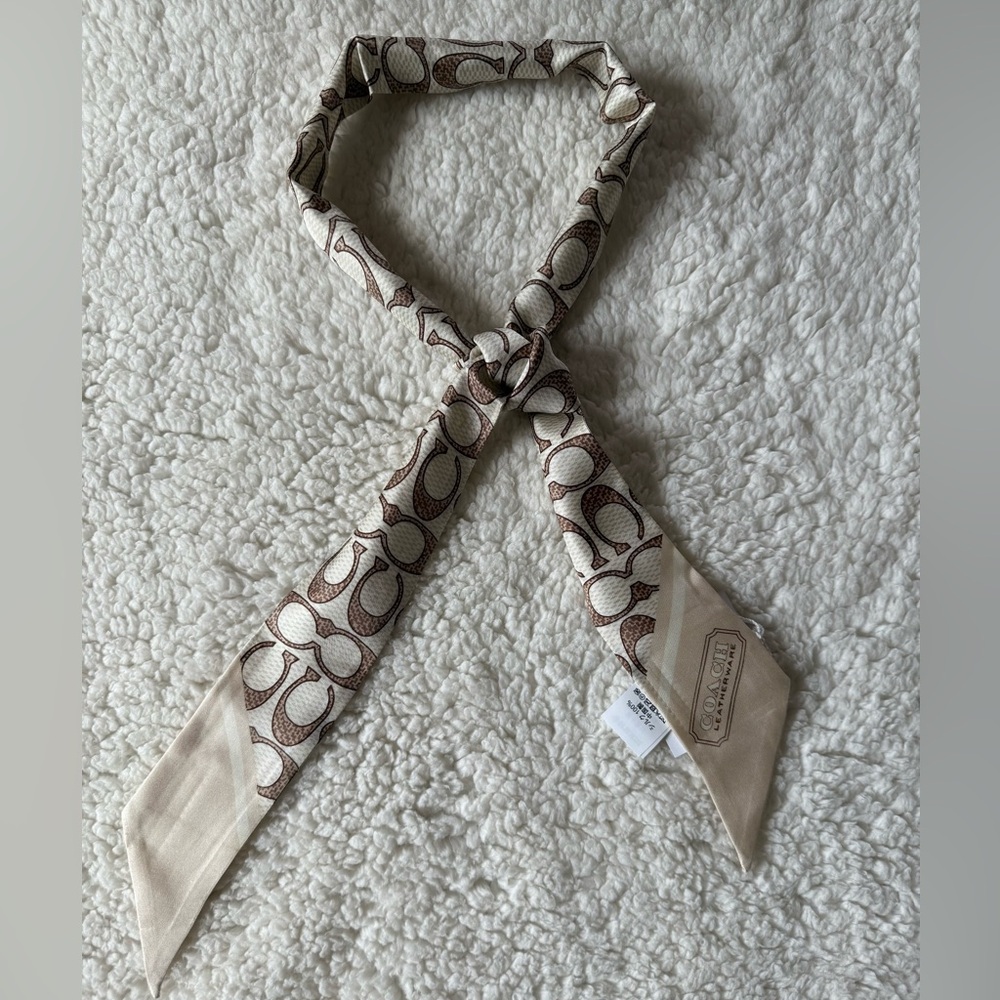 NWT Coach Textured Signature Print Silk Skinny Scarf C2783 - Picture 2 of 6